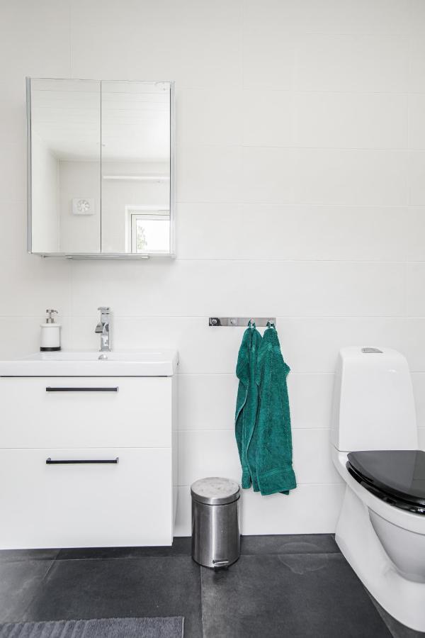 Solar Lake Cottage Jonkoping Luaran gambar